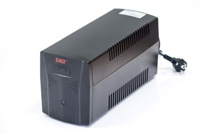 East EA265 UPS (tower, LED, 650 VA/390W)