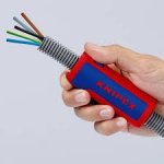 Peilis gofruotam vamzdžiui Knipex 90 22 02 SB (13–32mm, 0.2–4mm²)